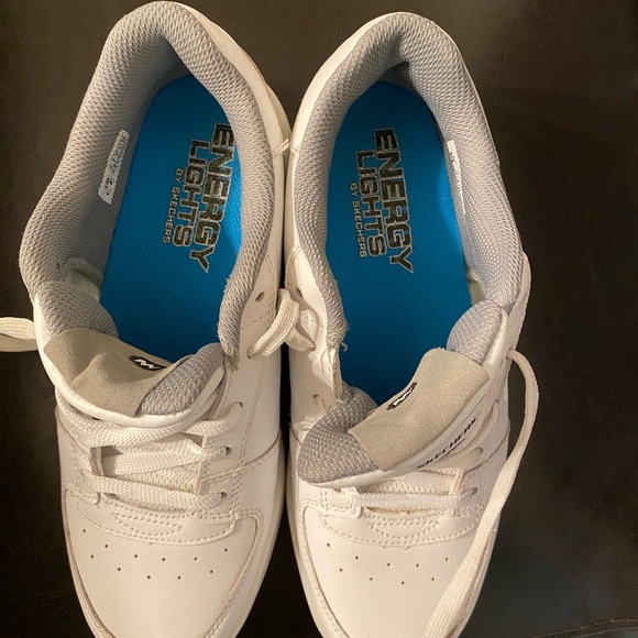 Skechers boys light up sneakers worn maybe 5 x’s - Picture 14 of 14